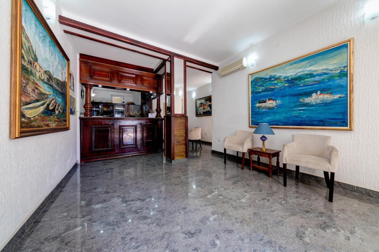 Hotel Suzana บุดวา ภายนอก รูปภาพ